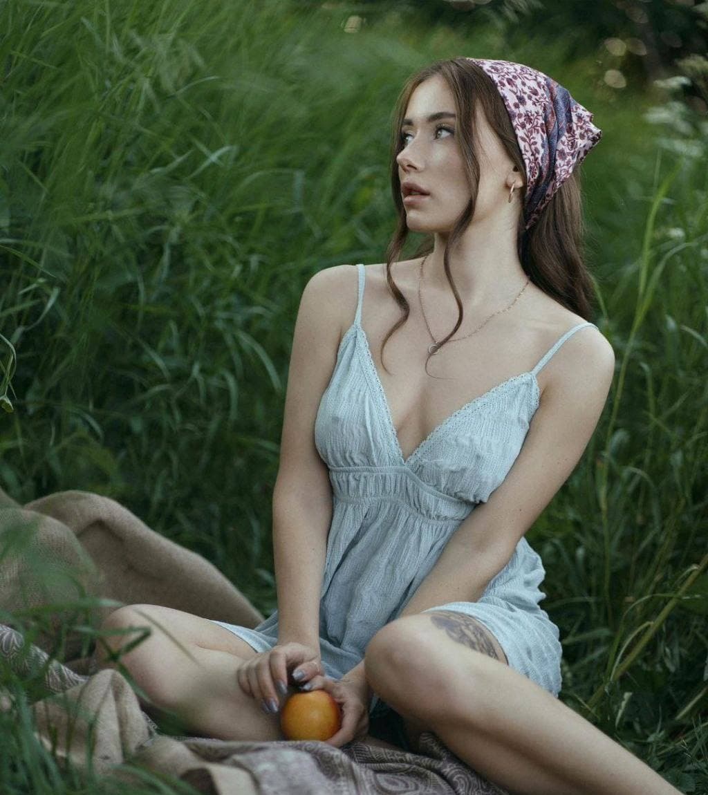 Ланочка привлекательная девушка из Армянск цена от 3000 руб