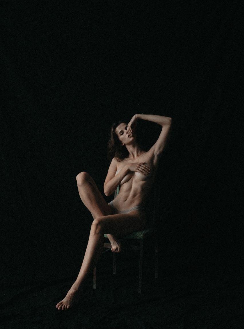 Донна привлекательная девушка из Армянск цена от 10000 руб