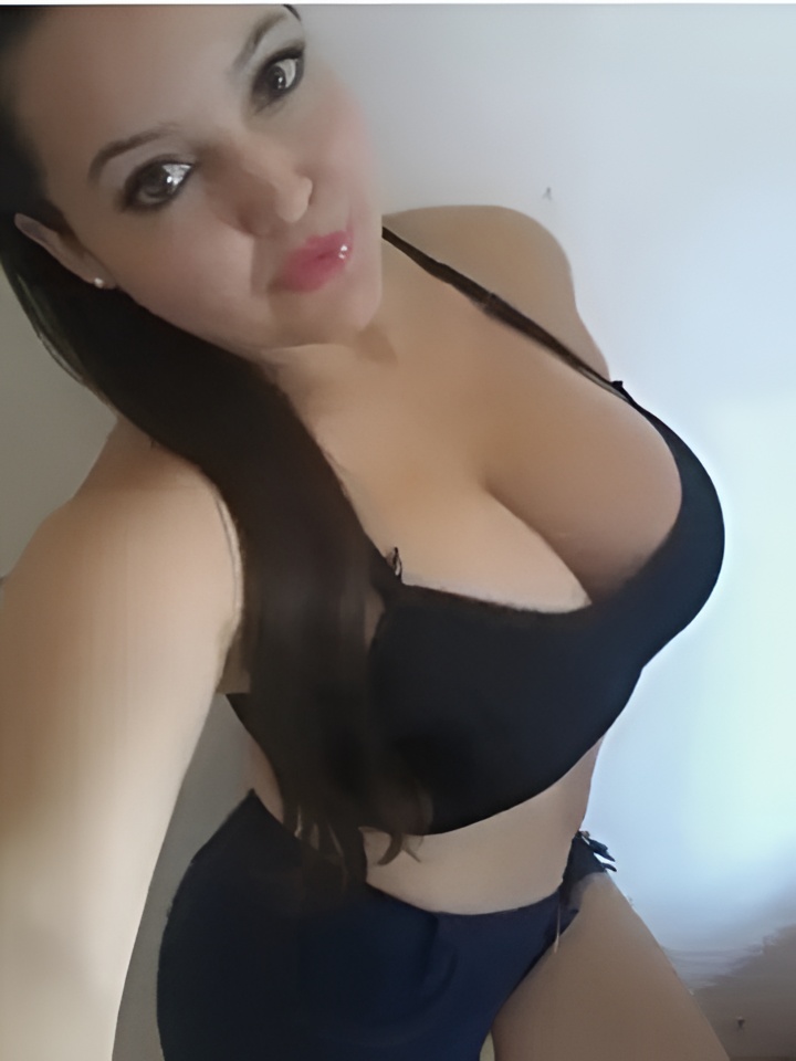 Индивидуалка Каролина, доступна для личного знакомства от 5000 руб